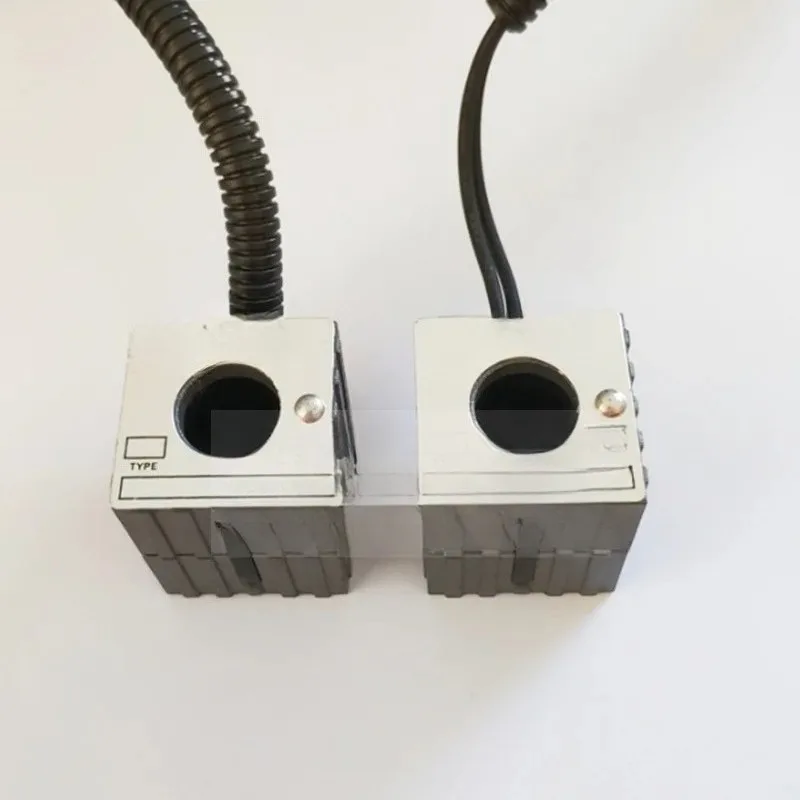 DC 12V 40A Automotive Relay Junction Box 4 Relays 6 Circuit Waterproof Power Distribution Block Wiring Holder for Car Truck