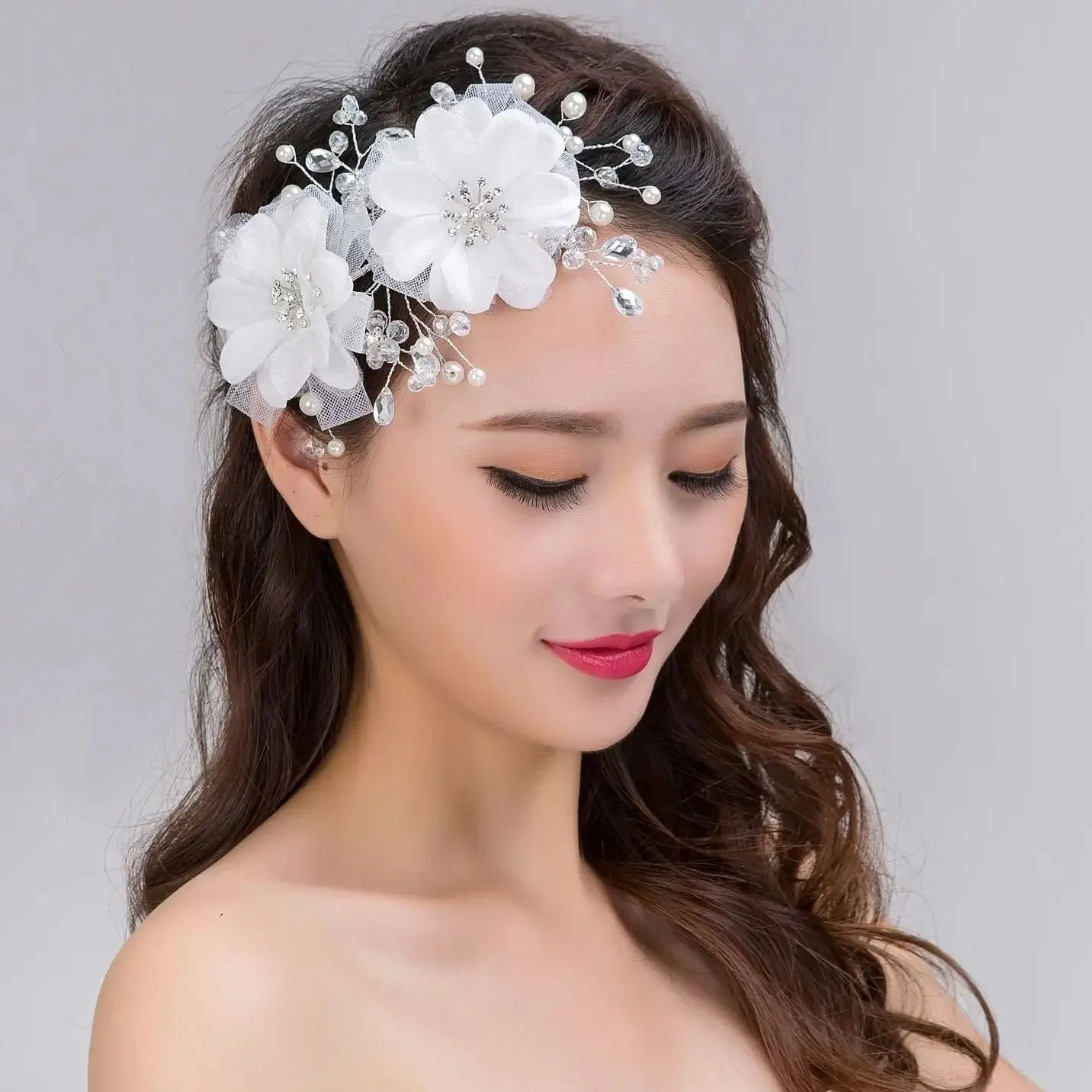 Nuovo copricapo da sposa fatto a mano testa fiore perla ornamenti per capelli in cristallo strass copricapo da sposa abiti da sposa accessori