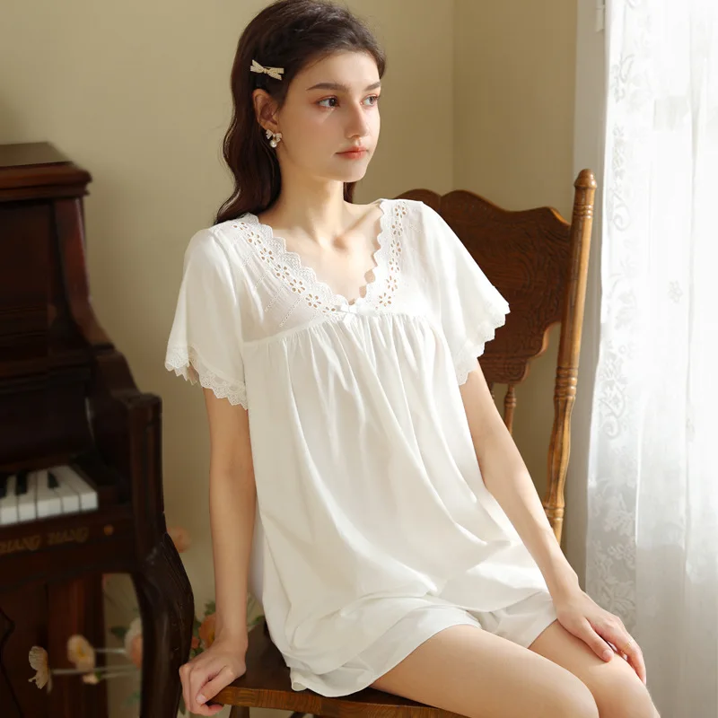 

Летний винтажный женский пижамный комплект в стиле Лолиты с цветочной вышивкой, топ + шорты, одежда для сна в викторианском стиле, домашняя одежда для дам и девочек