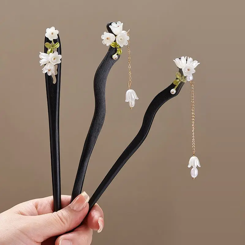Wooden Flower Hairpin Vintage Convallaria Majalis Long Tassel Hair Stick For Women Elegant Hair Decor Pin Jewelry Hair Accessory