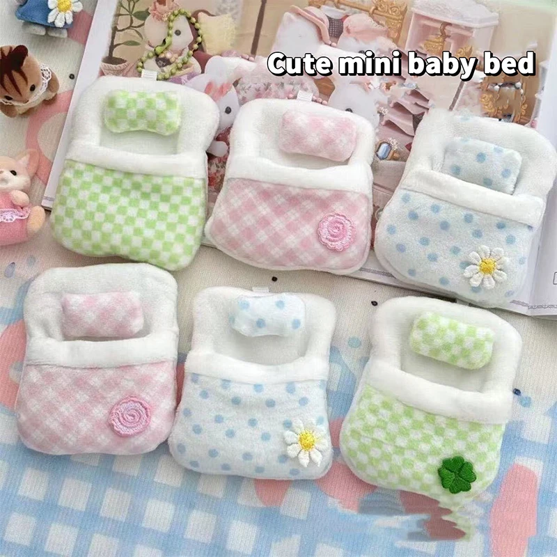 �� 1/3 Stück Niedliche Plüsch-Vierblättrige-Klee-Puppe fürs Bett 8*6*1CM Weicher Schlafsack Mini-Puppenzimmer-Dekoration Möbel Puppenzubehör – Detail 2