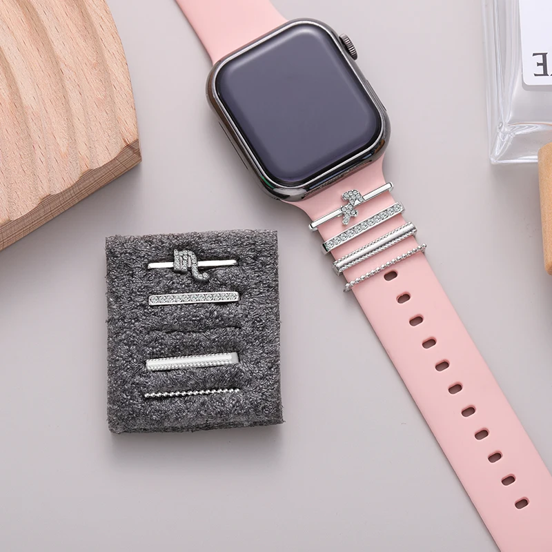 Zodyak işareti 12 takımyıldızı Charms Apple Watchband silikon kayış dekoratif takı damızlık Charm için Iwatch 4 adet/takım Charm