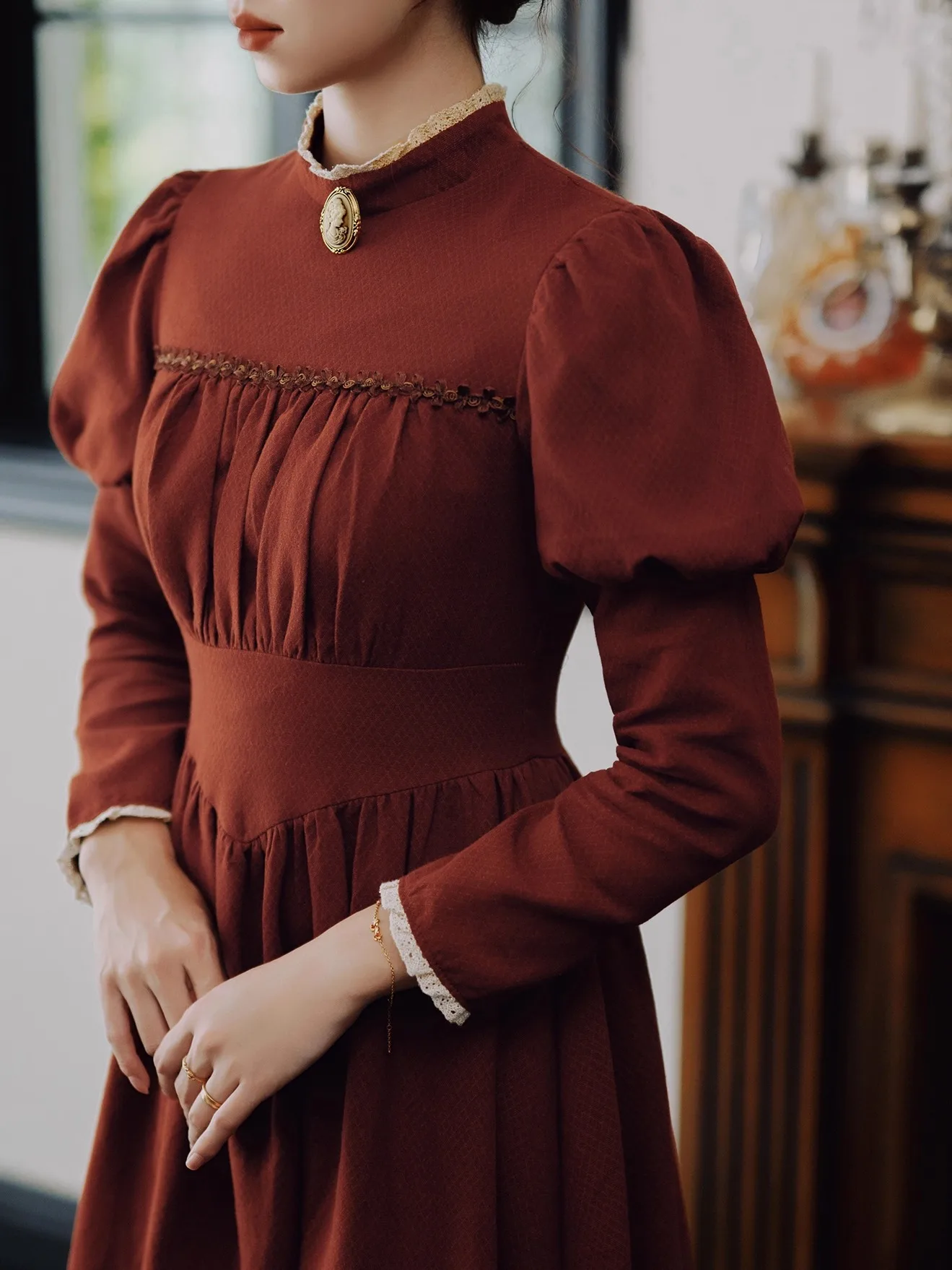 TIYIHAILEY Abito da donna in cotone 100% Manica a sbuffo Lungo Maxi da donna Taglia S-XL Colletto standard Vintage Vita alta Patchwork di pizzo rosso