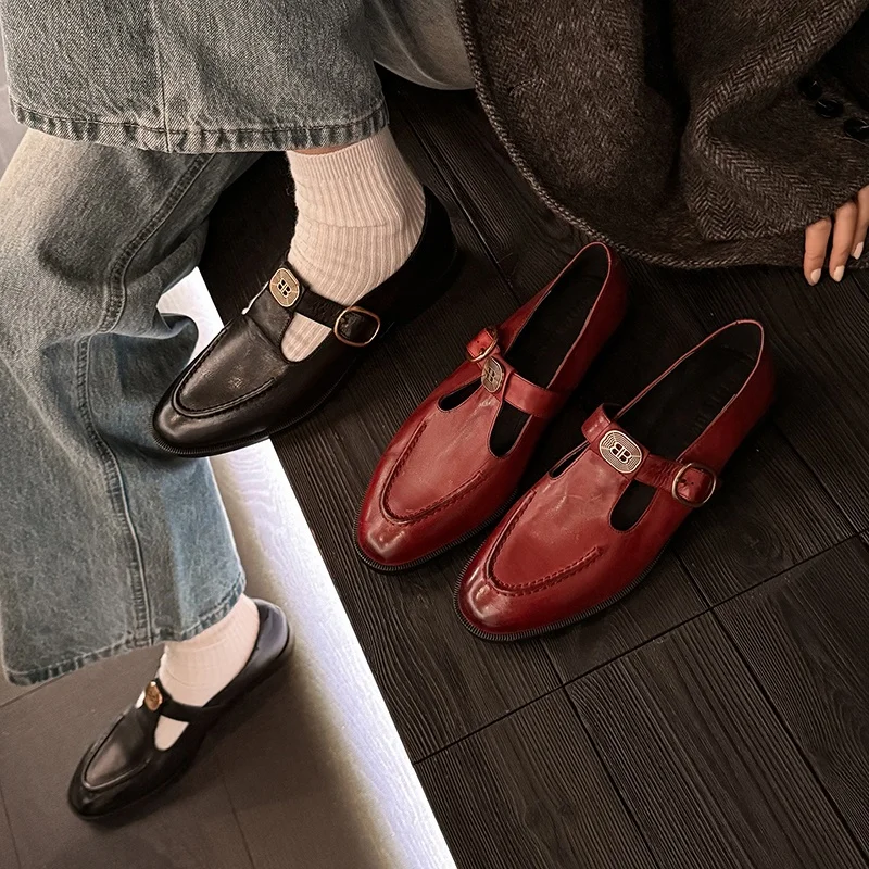 

Genuine Leather Round Toe T-Strap Mary Jane Flats Vintage Style Commuter Shoes for Women
