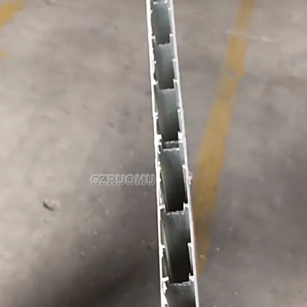 

Деревообрабатывающая мебельная машина для коррекции ручек шкафа, беспылевая долбежная машина, полностью автоматическая долбежная машина для подачи