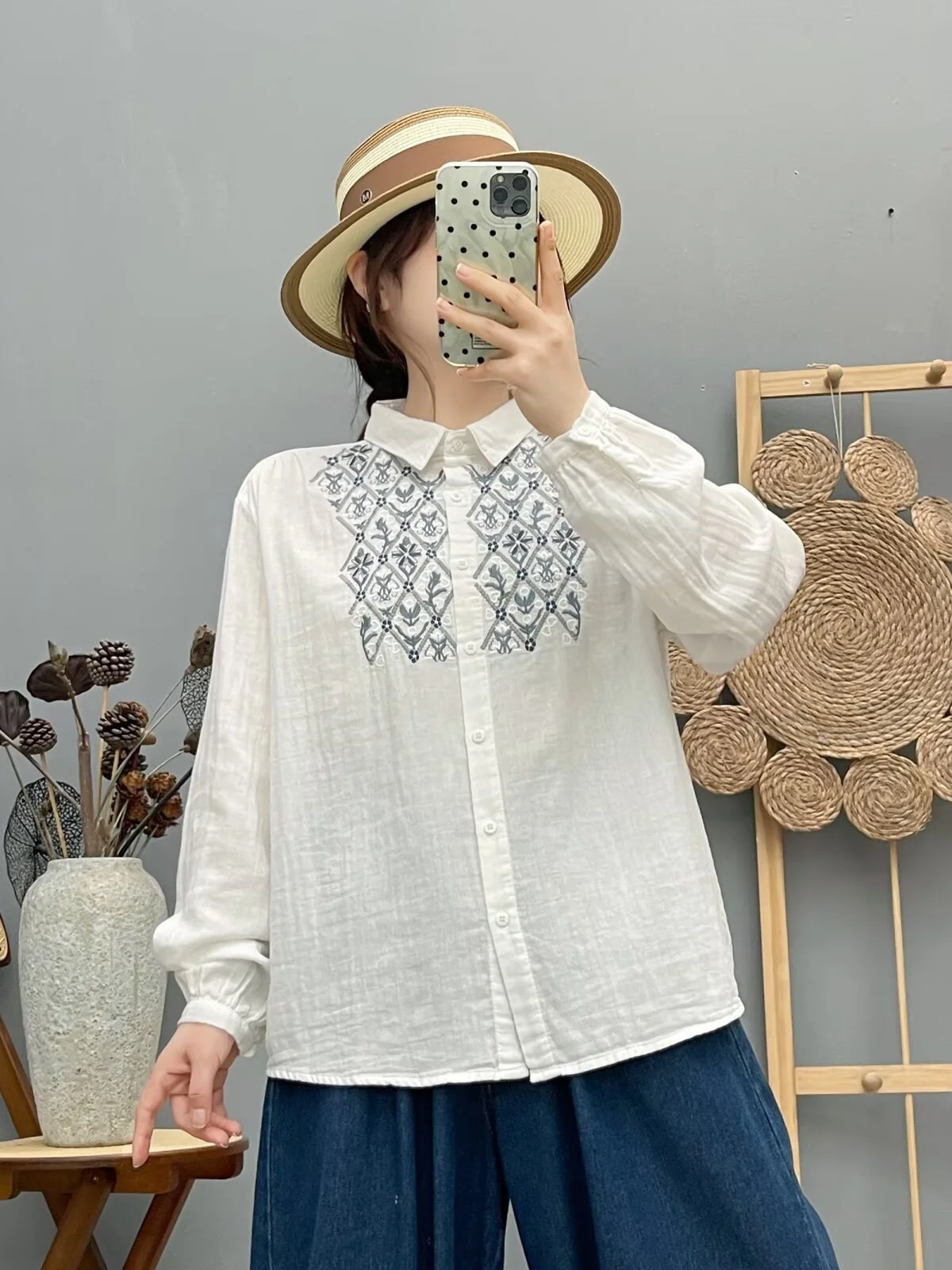 قميص نسائي قطني مطرز عرقي لعام 2026 قميص عتيق من غزل القطن الخالص أزرق أحمر رمادي أبيض قميص نسائي بقاعدة ربيعية #3