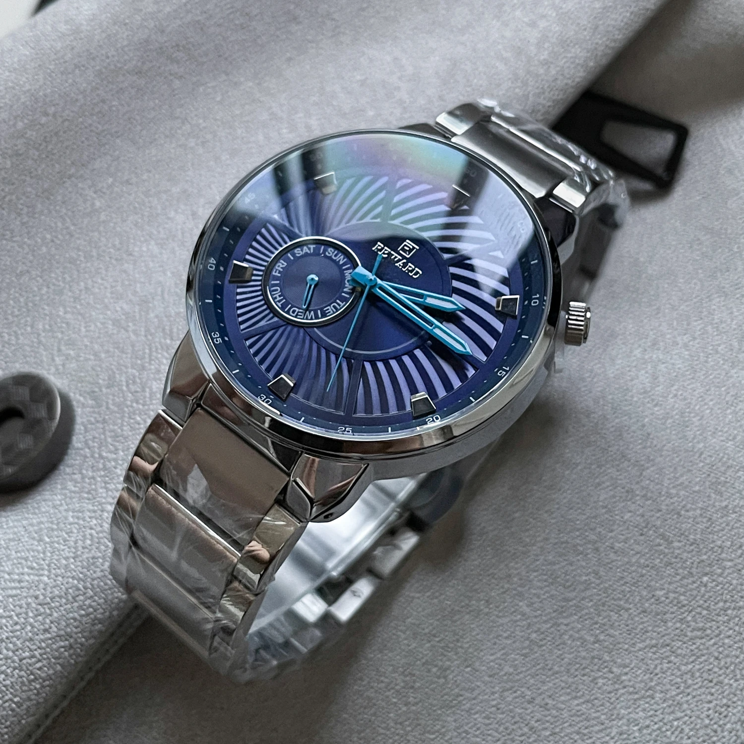 

CILOA Men's Luxury Watch with Large Dial, 2025 New Style, High-Quality, Fashionable, Blue, Round, Waterproof Quartz Watch