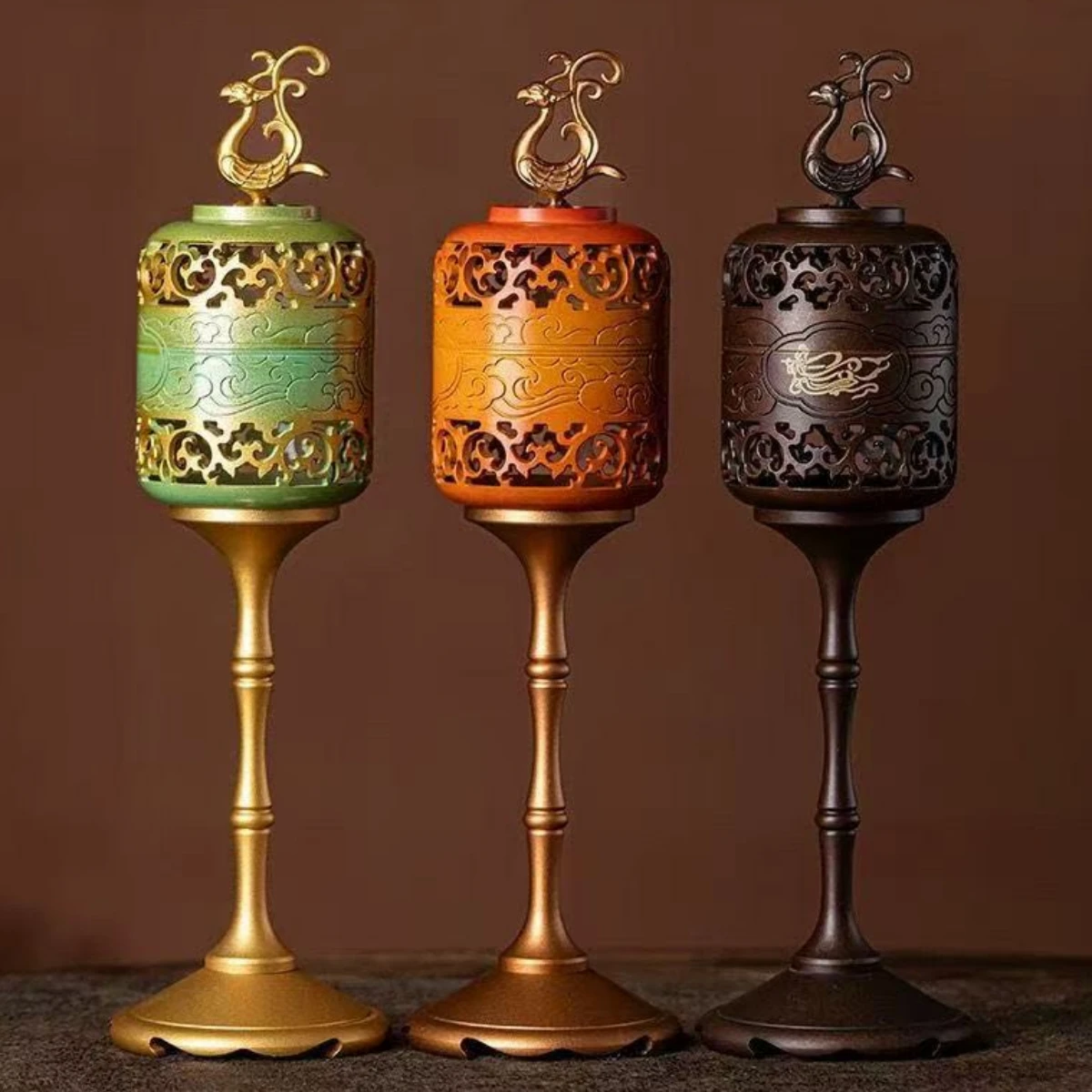 

Antique-Style Palace Lantern Incense Burner,Creative Copper Indoor Sandalwood Incense Burner Zen-Inspired Decorative Item