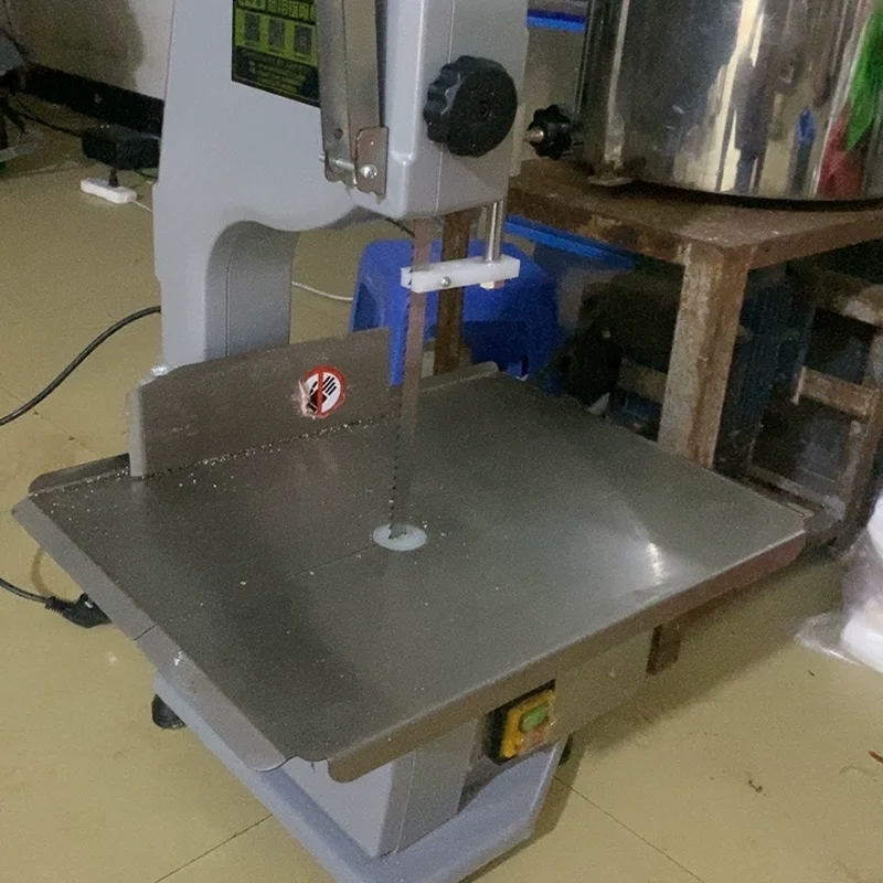 Automatic Butchery Bone Cutting Machine / Frozen Meat Cutter Sawing Cutting Machine