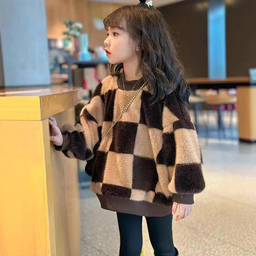 Girls' Foreign Style Checkerboard Sweater 2024 Autumn and Winter New Sweater Children's Rabbit Fluff Loose Velvet Thermal Top