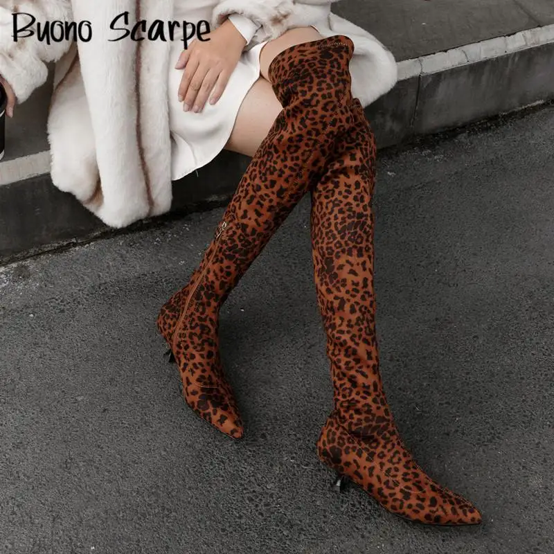 

Женские сапоги выше колена из натуральной кожи разного цвета с леопардовым принтом и острым носком, модная пикантная элегантная обувь на высоком каблуке на молнии в стиле вестерн