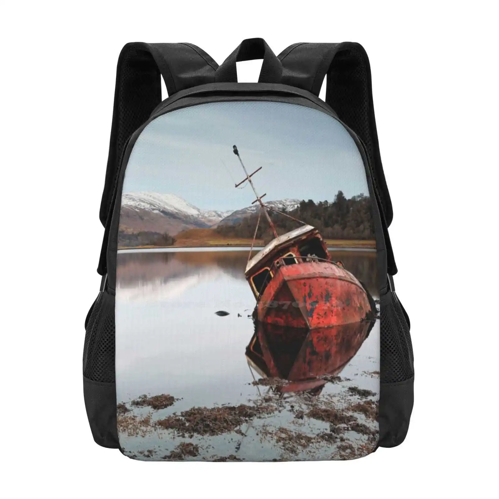 Scottish Highlands Red Wrecked Boat Mochila, Bolsa Estudantil, Bolsas Unisex, Student Loch, Reflexo, Novidades