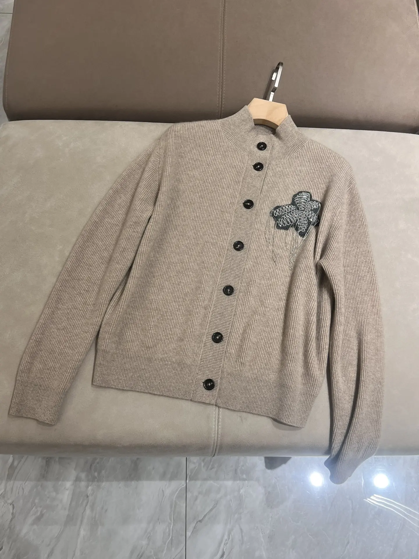 Autumn B*C 2024 Women\'s Cashmere Cardigan Long Sleeve Knitted Bead Necklace Floral Embroidery Jacket