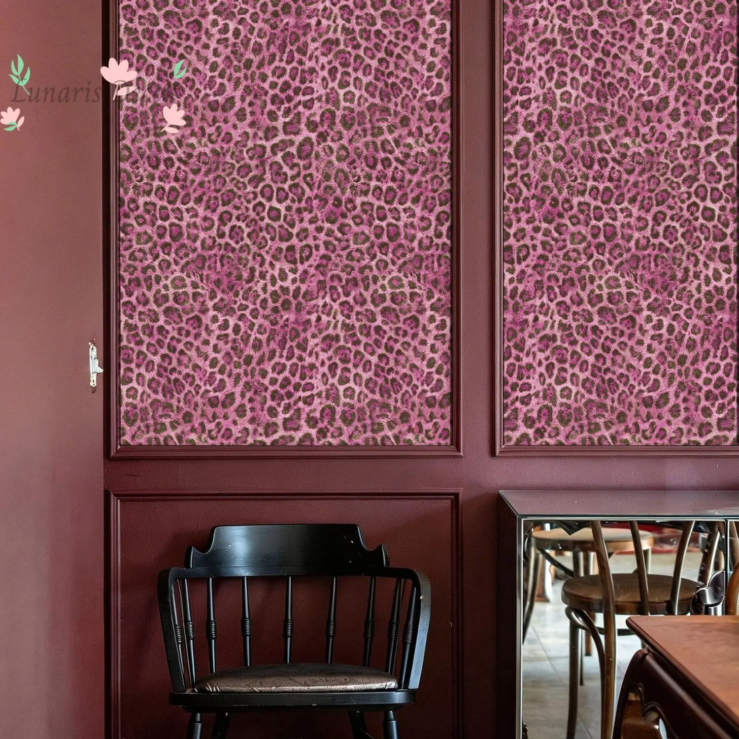 Leopard print self-adhesive wallpaper sticker fashion trend European and American decoration personalized store bedroom bar