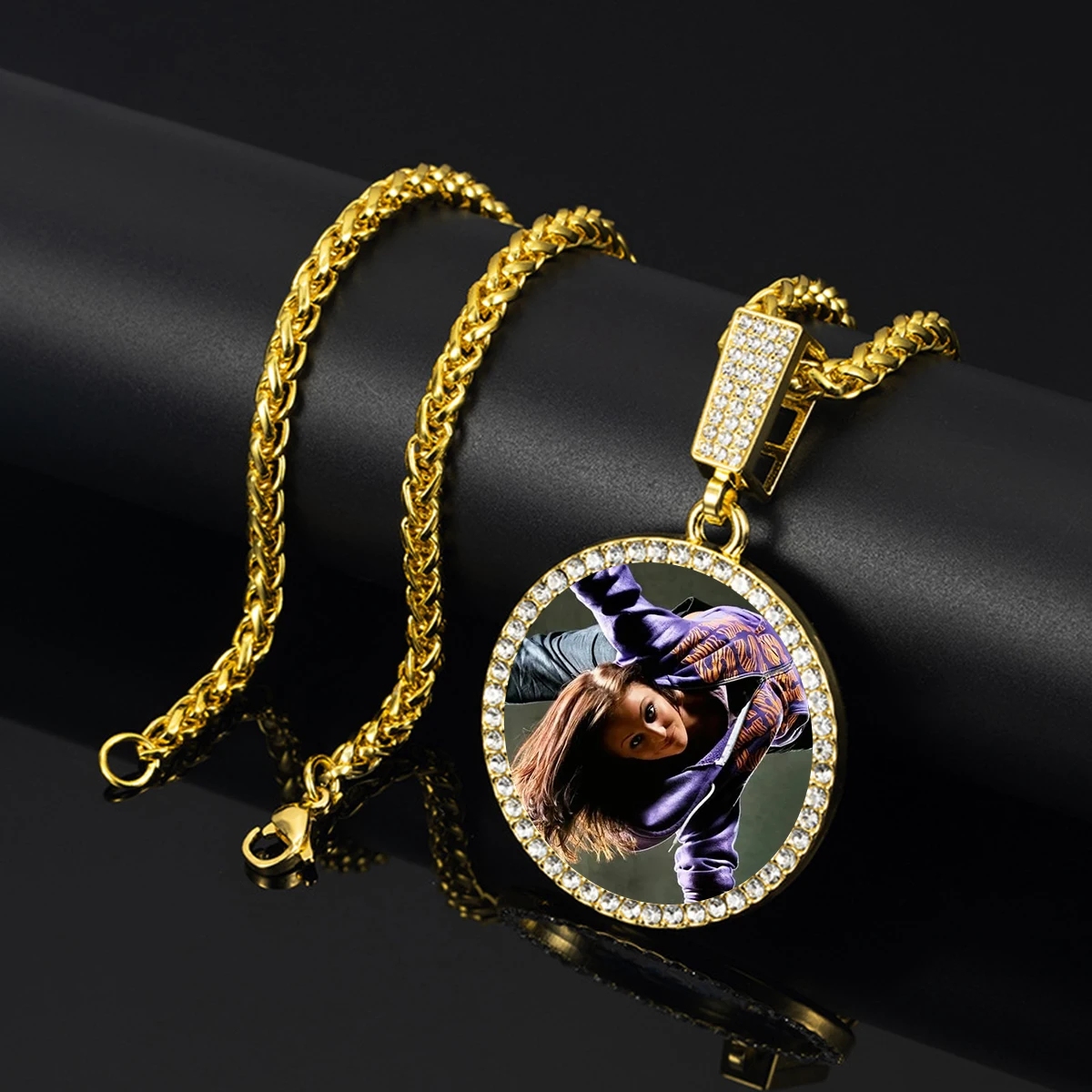 

DIY Personalized custom photo necklace, just send a photo for you to customize jewelry, birthday gifts, Valentine's Day gifts