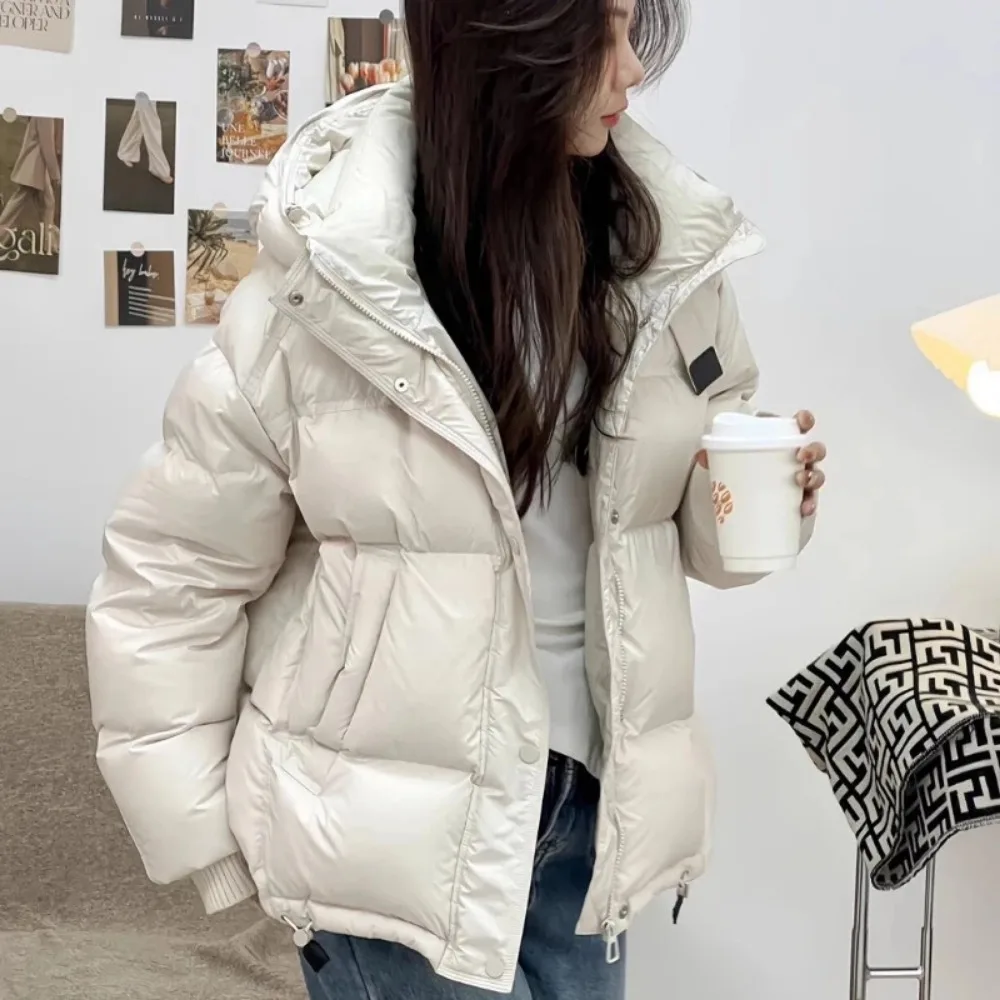 2024 New Winter Women\'s Warm Coat Hooded Short Thickened Bread Clothes Loose White Duck Down Jacket Leisure Parkas Female