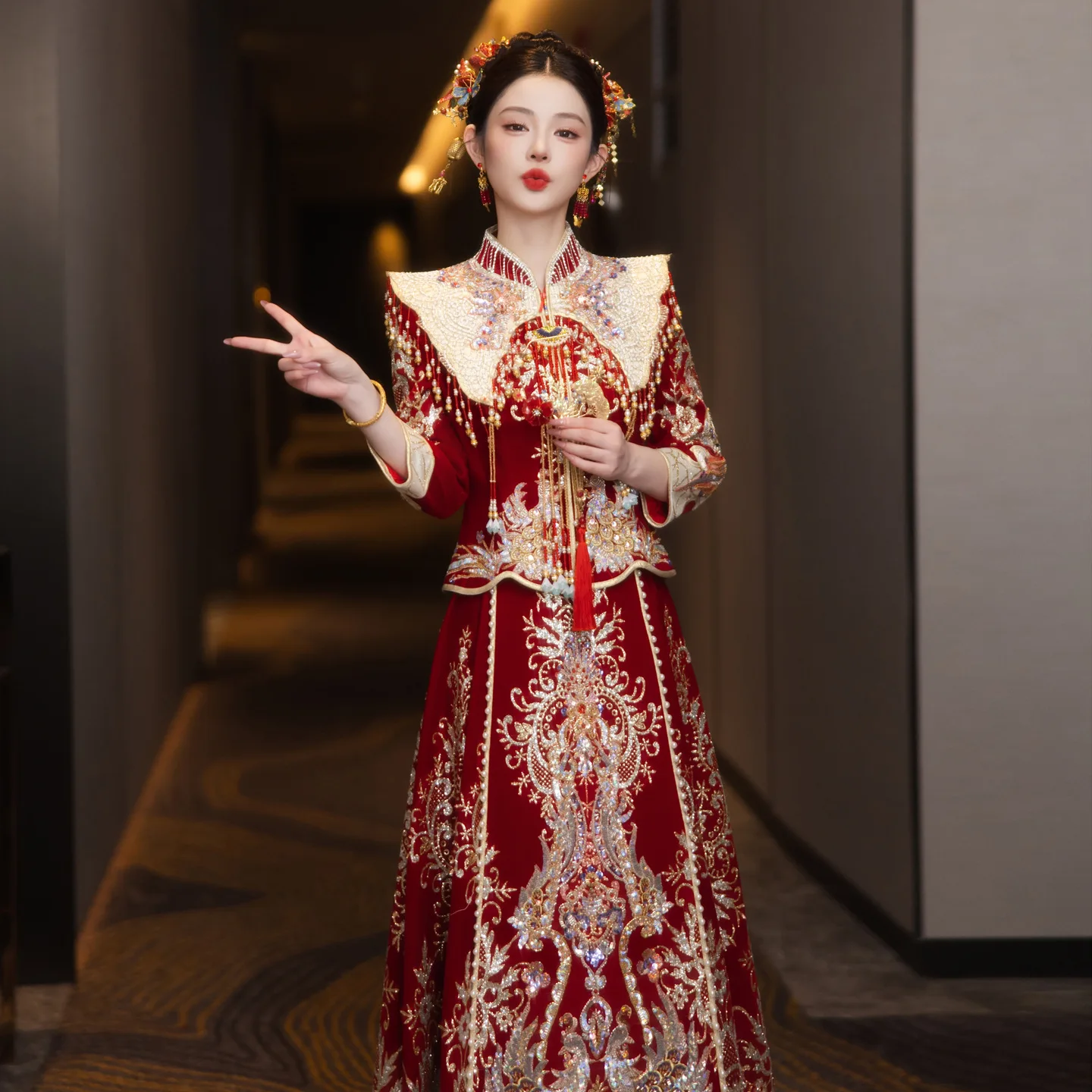 Traditional Women Dragon Phoenix Embroidery Bride Groom Wedding Dress Retro Chinese Refined Stylish Marry Cheongsam