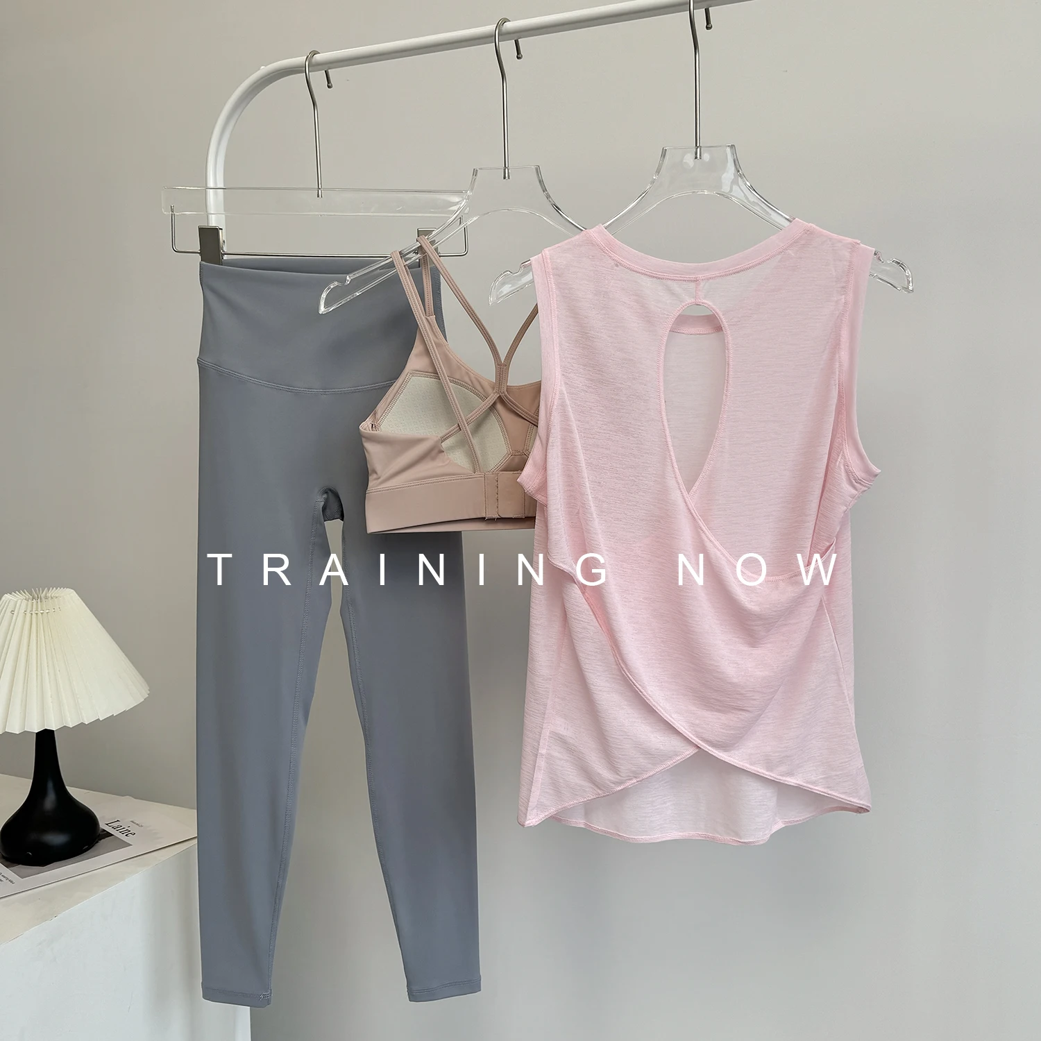 costumes-de-yoga-pour-femmes-entrainement-de-gymnastique-d'ete-combinaisons-de-jogging-du-matin-a-sechage-rapide-chemisier-de-sport-fin-sans-manches-de-grande-valeur