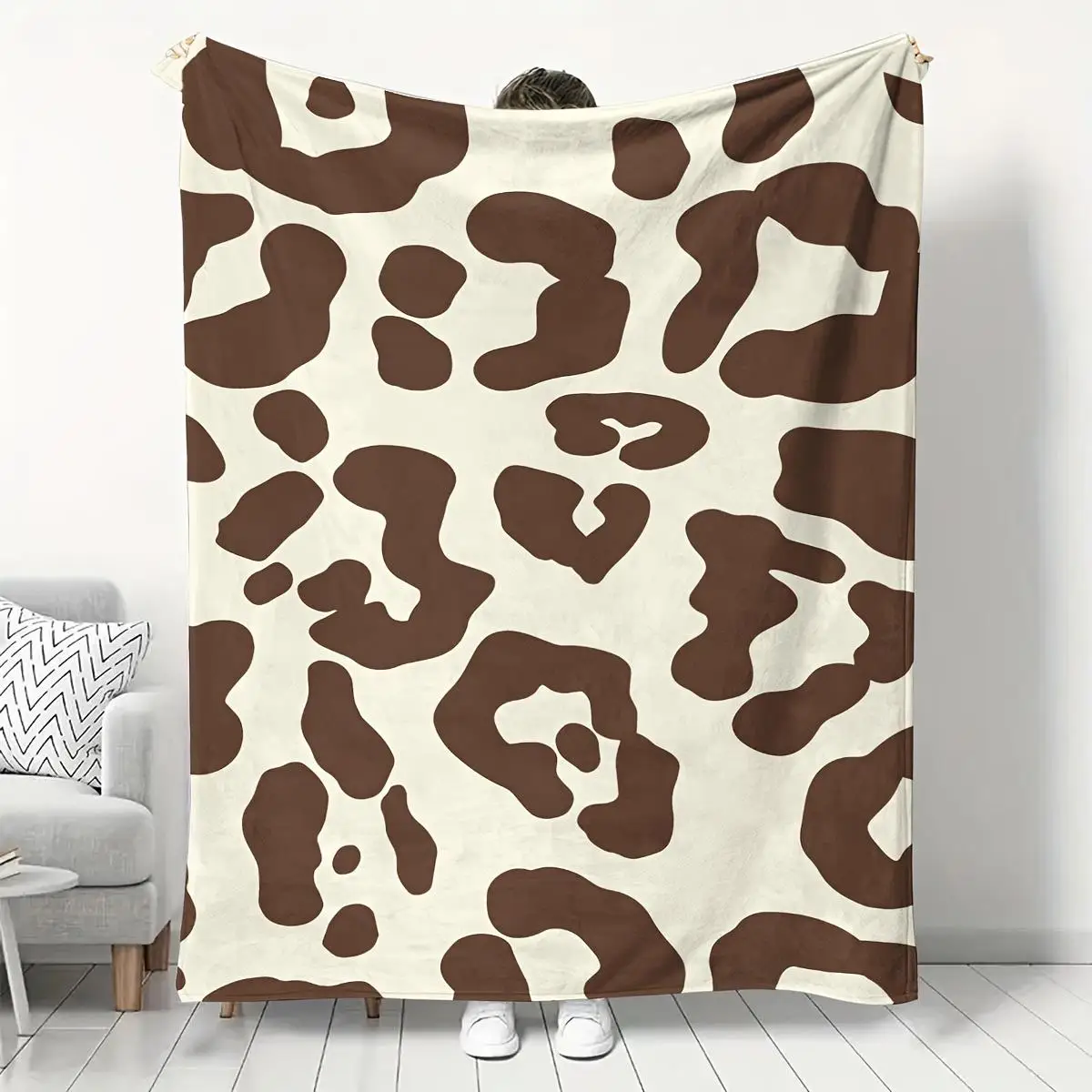 Contemporary Cowhide-Look Tortoiseshell/Tortoise Print Quilted Flannel Throw Blanket - Beige  Brown White All-Season Bedspread,