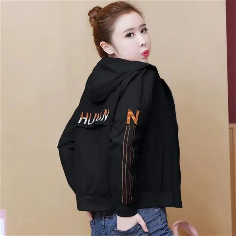 2024 New Women's Jacket Autumn Windbreaker Famale Long Sleeve Hooded Short Coat Zipper Casual Loose Basic Jacket Outerwear