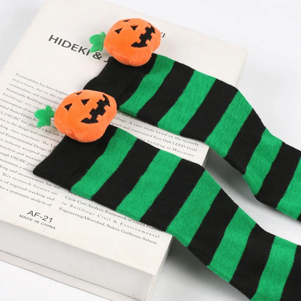 Kinder Halloween Socken gestreifte Cartoon Kürbis Dekor Knies trümpfe für Mädchen Stretch lange Socken Kinder Party Cosplay Kostüm