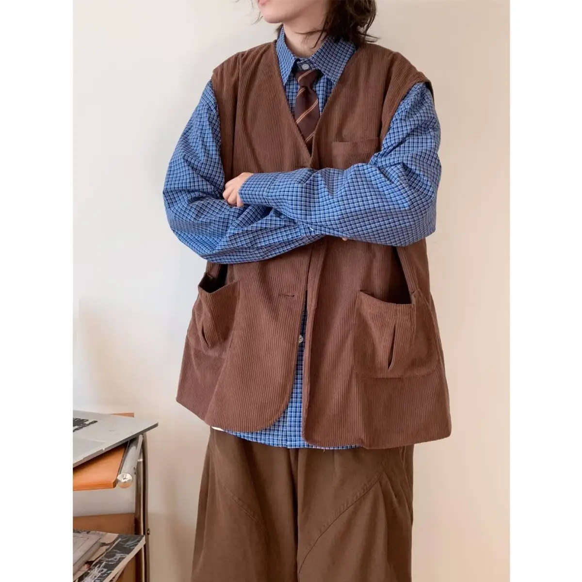 

Vests Waistcoats Thin Womens Vest Dames Spring Linen Pleated Cropped Leisure Urban Minimalism Woman Young Flexible Lightweight