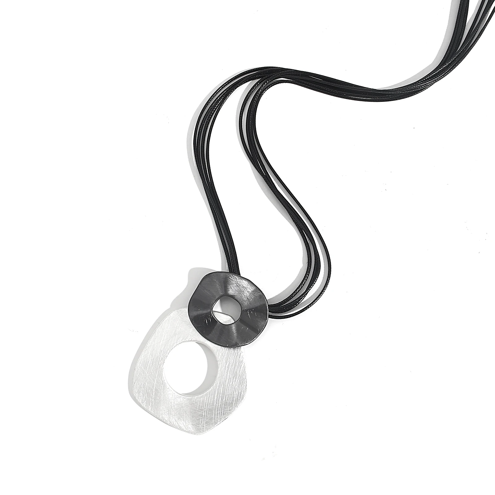 Amorcome-collar de cuero negro de múltiples hebras con colgantes geométricos de Metal, cadenas de suéter largas de suspensión, regalo