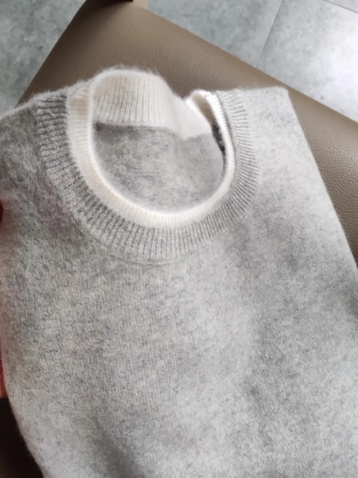 Women\'s Round Neck Pure Cashmere Sweater Autumn and Winter Pullover Loose Large Size Wool Bottom Sweater Knit Sweater