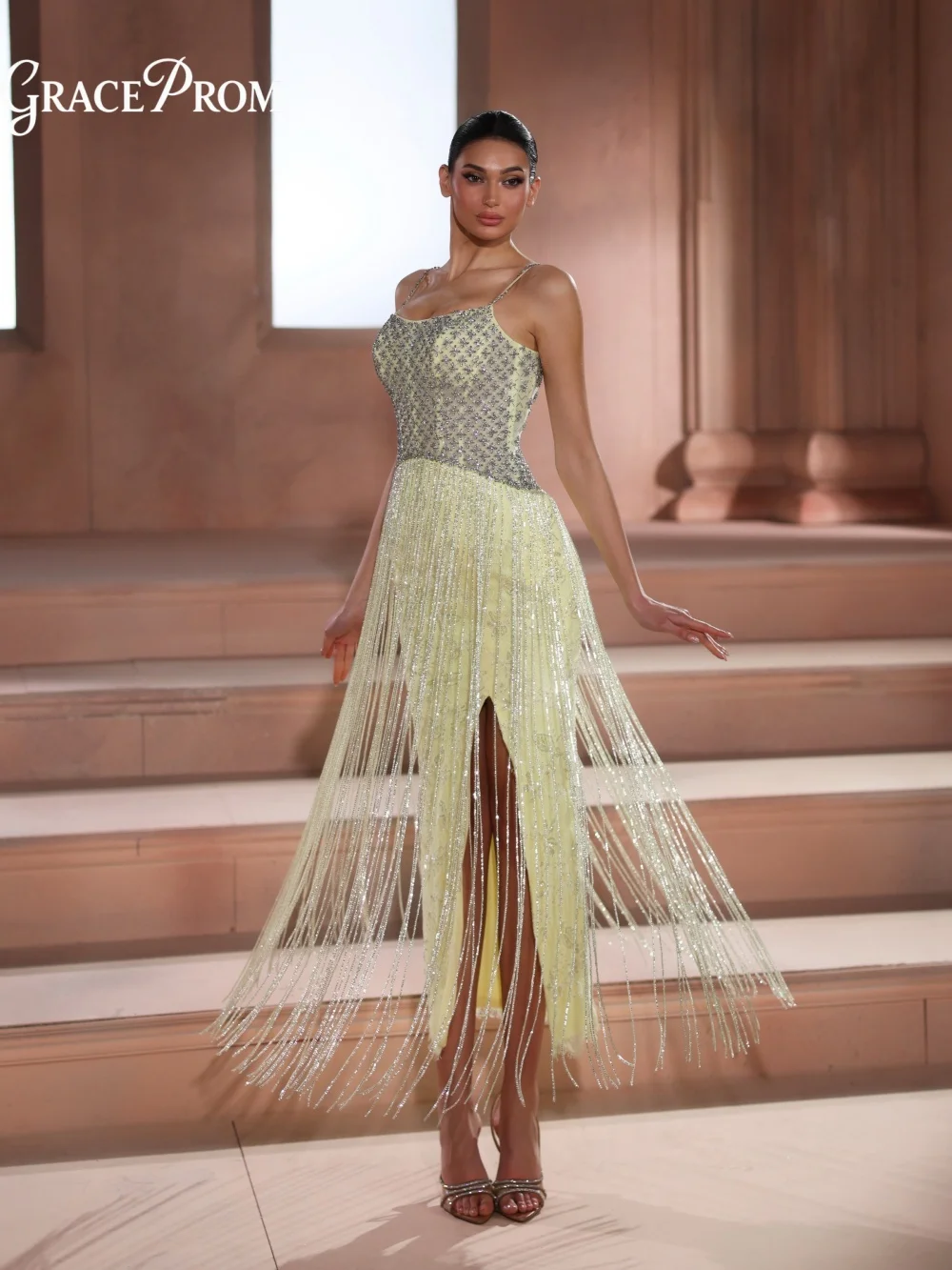 

Dazzling Pale Yellow Spaghetti Strap Party Dress Silver Beaded Fringe Geometric Bodice Evening Gown Wedding Guests فساتين سهرة