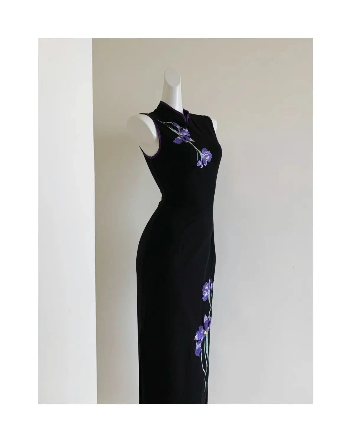 2025年伝統的な中国風紫刺繍レトロスリムノースリーブチャイナドレスエレガントロング女性レトロ旗袍ドレス