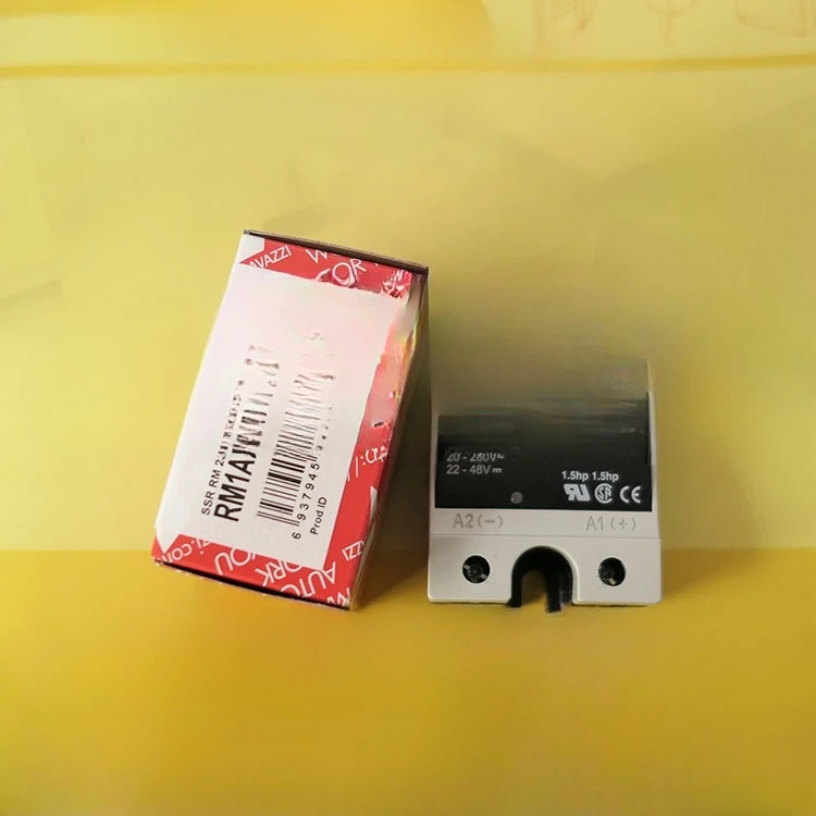 

Детали для твердотельного реле CARLO GAVAZZI [RM1A23A25]