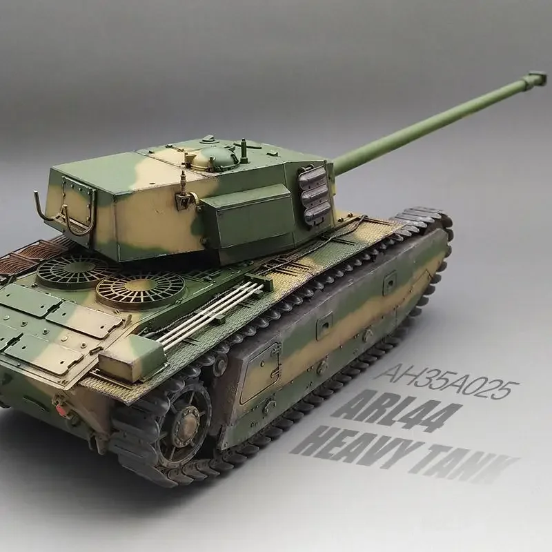 Amüsantes Hobby 35 a025 1/35 französischer schwerer Panzer arl44 Kunststoff-Modellbau satz