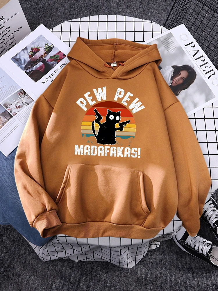 Pew Pew Madafakas Baby Black Cat With Two Guns Woman Hoody Harajuku Fleece Pullover Fashion Loose Hoodies Hip Hop Pocket Clothes