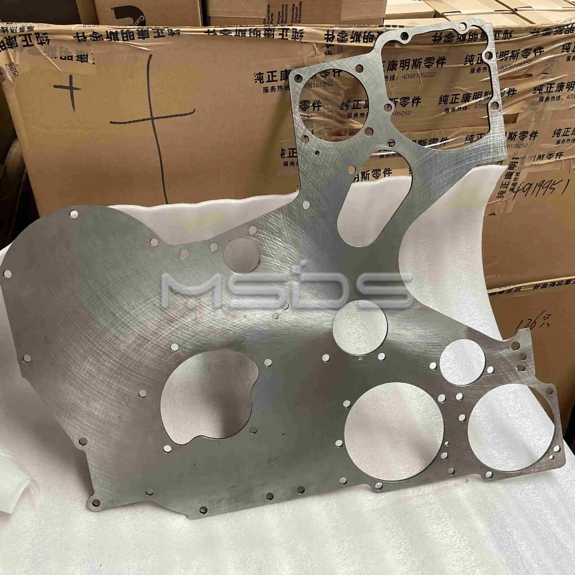 For Chongqing Cummins Construction Machinery Parts KTA19 Engine Gear Chamber Cover 3044522 5412865