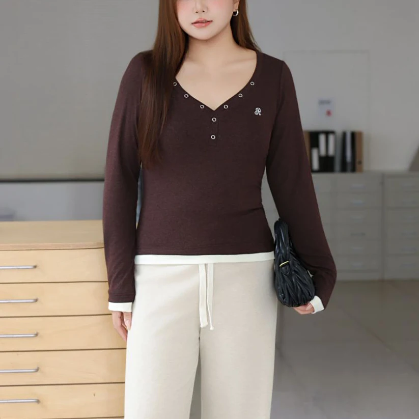 Premium americano cuello en V ajustado de punto falso dos piezas de manga larga Tops estudiante otoño XXXXL moda de talla grande camiseta de mujer