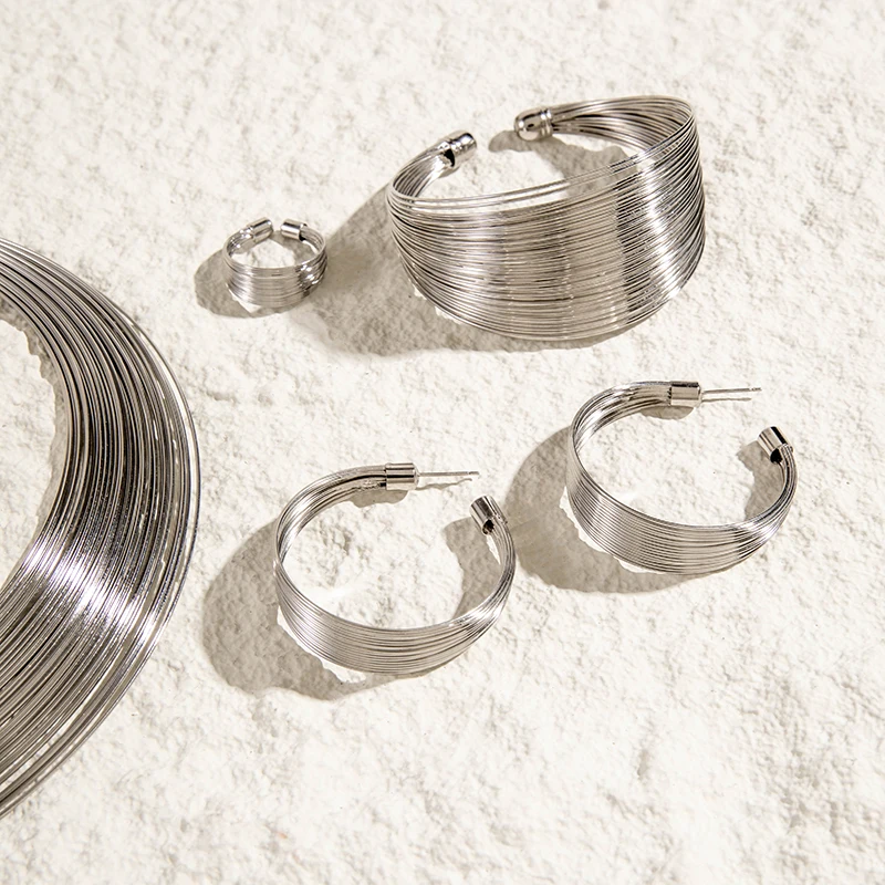 Tocona موضة الذهب والفضة اللون سوار مجموعة للنساء متعدد الطبقات العرقية مبالغ فيها حلقة مفتوحة مجموعة مجوهرات اكسسوارات