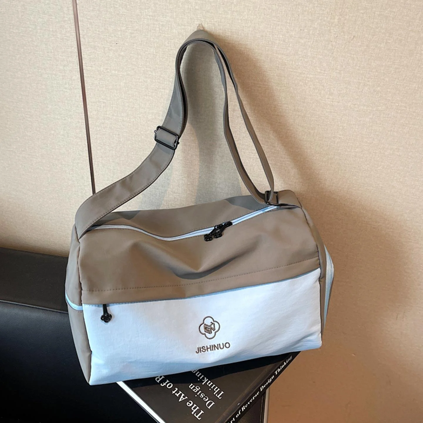 large-capacity-fitness-bag-wet-and-dry-separation-handheld-short-trip-casual-travel-bag-storage-luggage-fashionable-lightweight