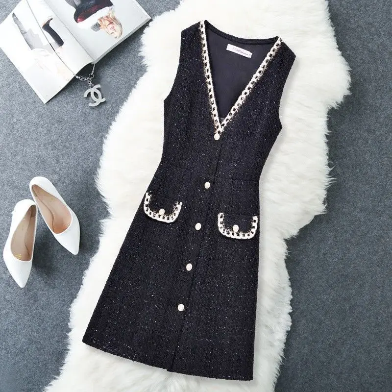 

Women's Winter Dress Woolen Vest Skirt Western-style Age Reducing Small Fragrance Style Base Strap Skirt Slimming Temperament