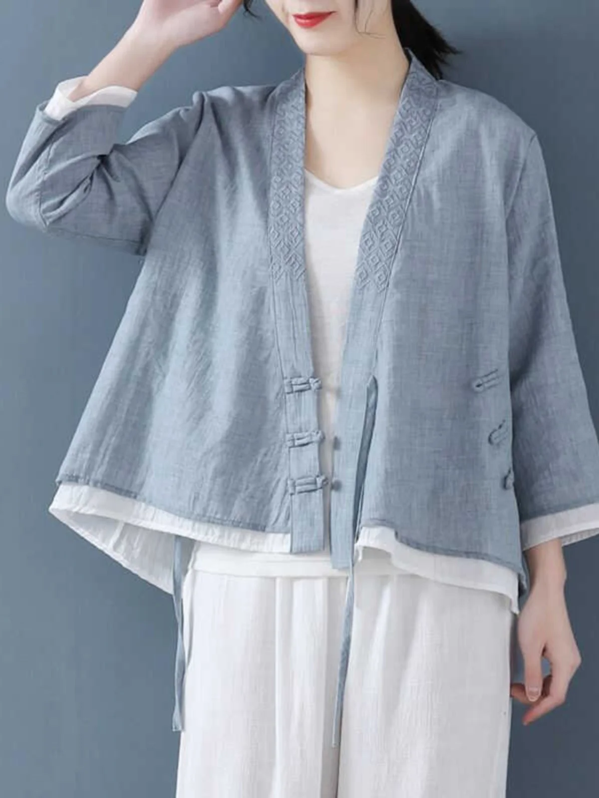 

Summer Embroidered irt Women's Seven-Quarter Sve Pure Color Patchwork Button-Up Chinese Sle Top Ethnic Wind Tang Costume