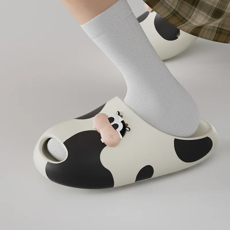 

Cute Cartoon Cow Slippers Women Summer Platform Shoes For Indoor Bathroom Shower Use Anti-slip Girls Beach Slides Slip-on Sandal