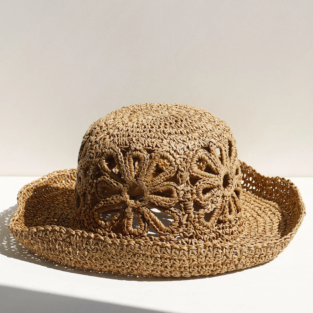 FASHION Blumen-Handarbeit, hochwertige, schlichte 2026 NEUE Sonnenhüte, flache Sommerhüte für Damen, Strand-Panama-Strohhüte, Korbhüte – Detail 1