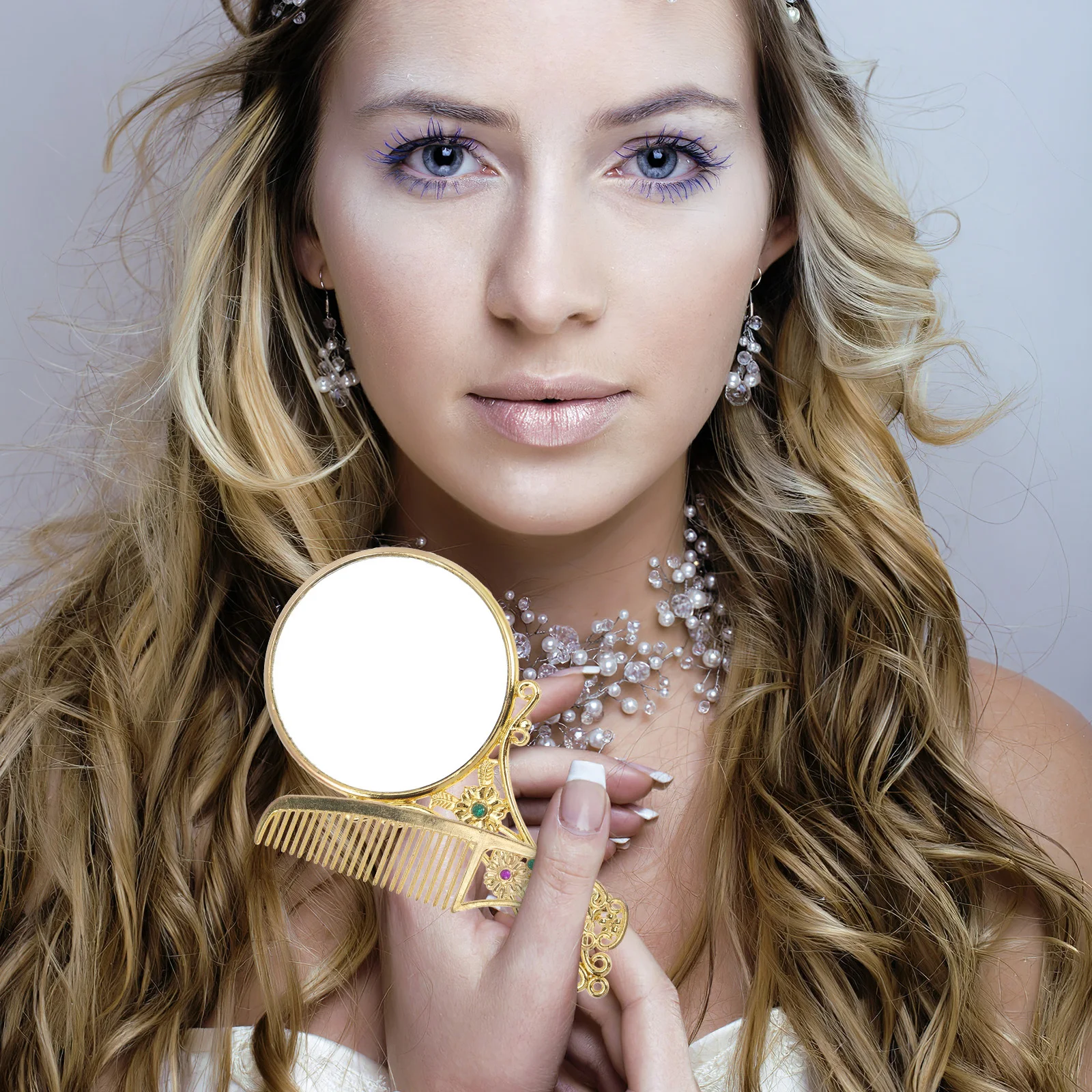 

Hand Mirror Vintage Comb with Handle Hand-held Retro Mirrors Handheld Vanity Golden