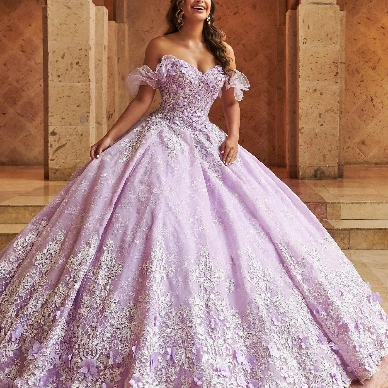 

Lavender Princess Ball Gown Quinceanera Dresses Sweet 16 Party 3D Flowers Lace Applique Beads Birthday Gowns vestidos de 15