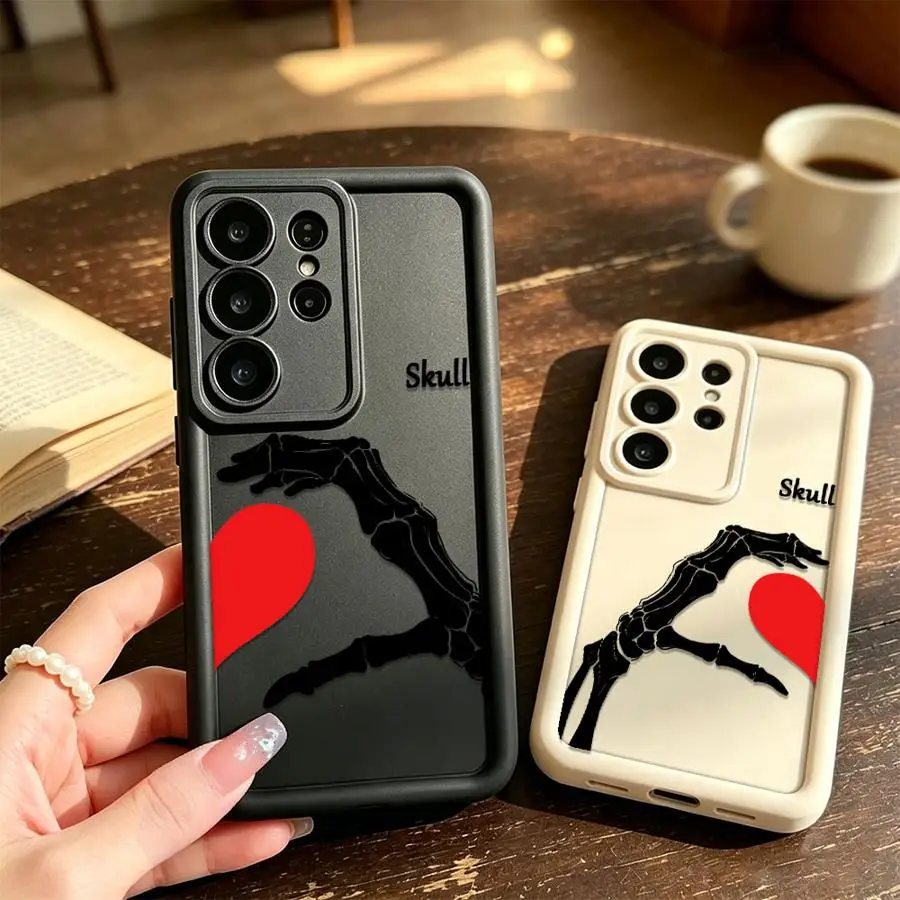 Case for Samsung Galaxy S26 Ultra S24 Plus S23 FE S24Ultra S25 Edge S25 S20FE S22 S21 Phone Cover Skeleton Hand