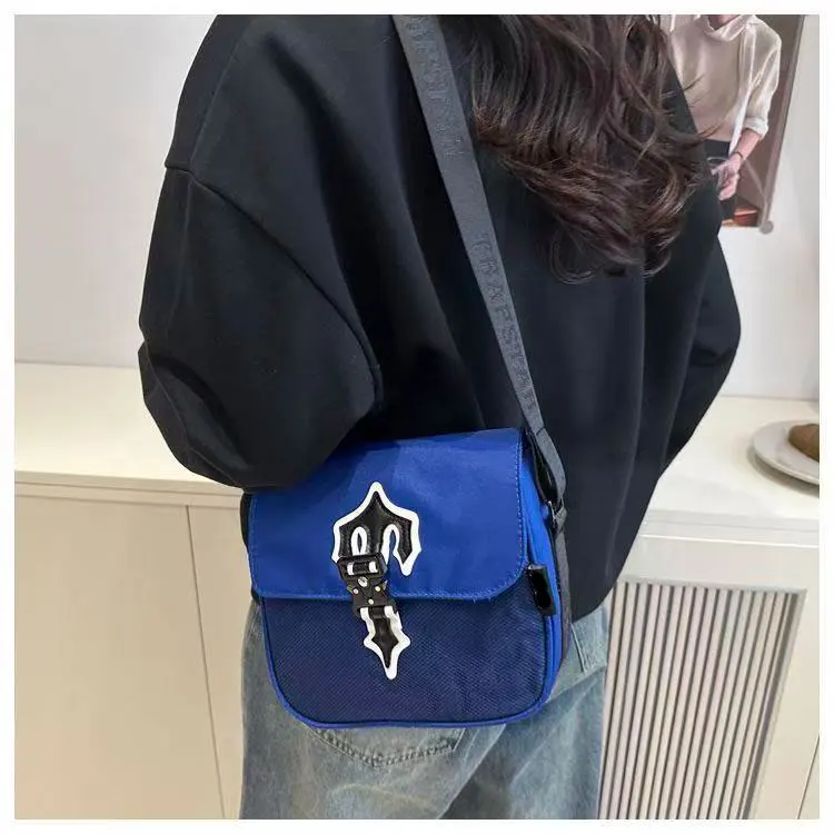 Crossbody bag for men and women, small, casual, commuter, single shoulder, messenger bag, cross-body bag, trendy, American style