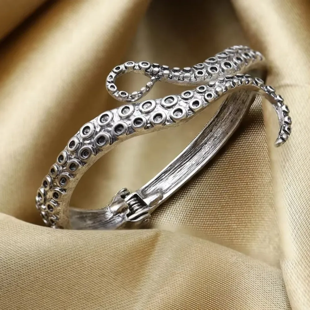Vintage Octopus Gothic Bracelet Antique Carve Octopus Tentacles Cuff Bracelet Gold Silver Plated Gothic Bangle Fashion Jewelry