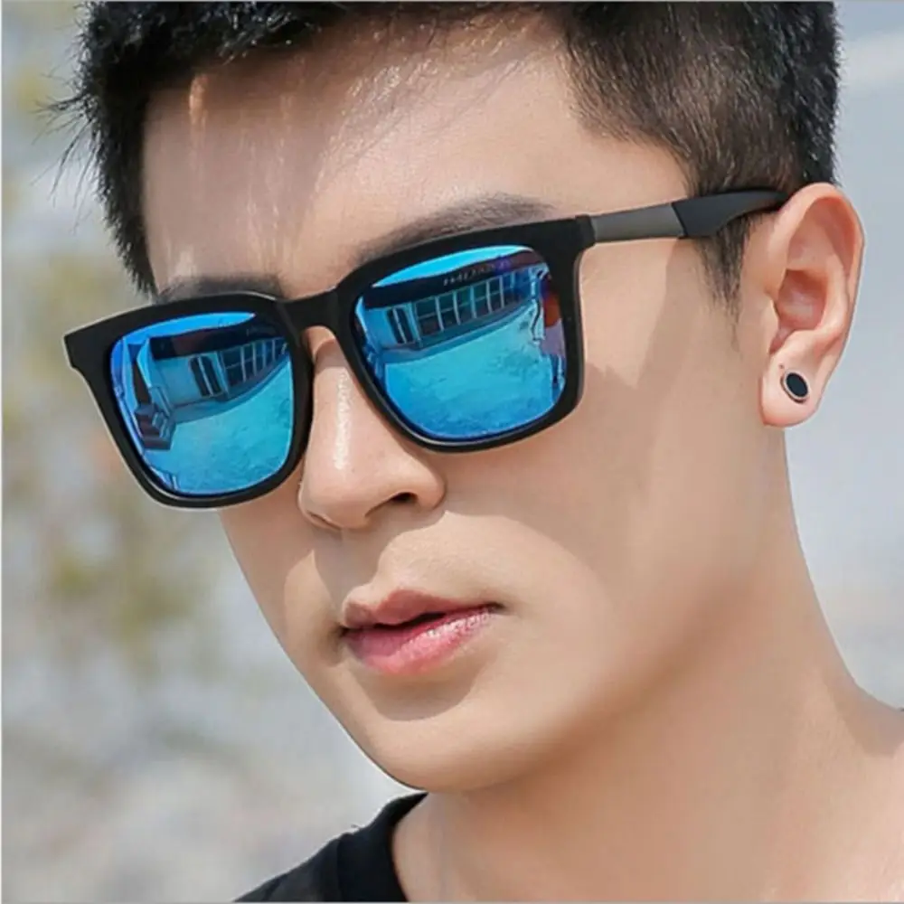 

Unisex Square Frame Sunglasses Plastic Fashionable Beach Sunshade UV400 Protection Eyewear Perfect for Daily and Photography