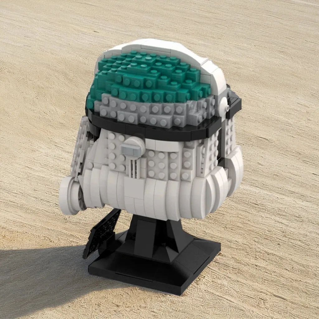 

670pcs Star Batter MOC Captain Howzer Helmet Collection Fine Model DIY Model Building Blocks Birthday Toy