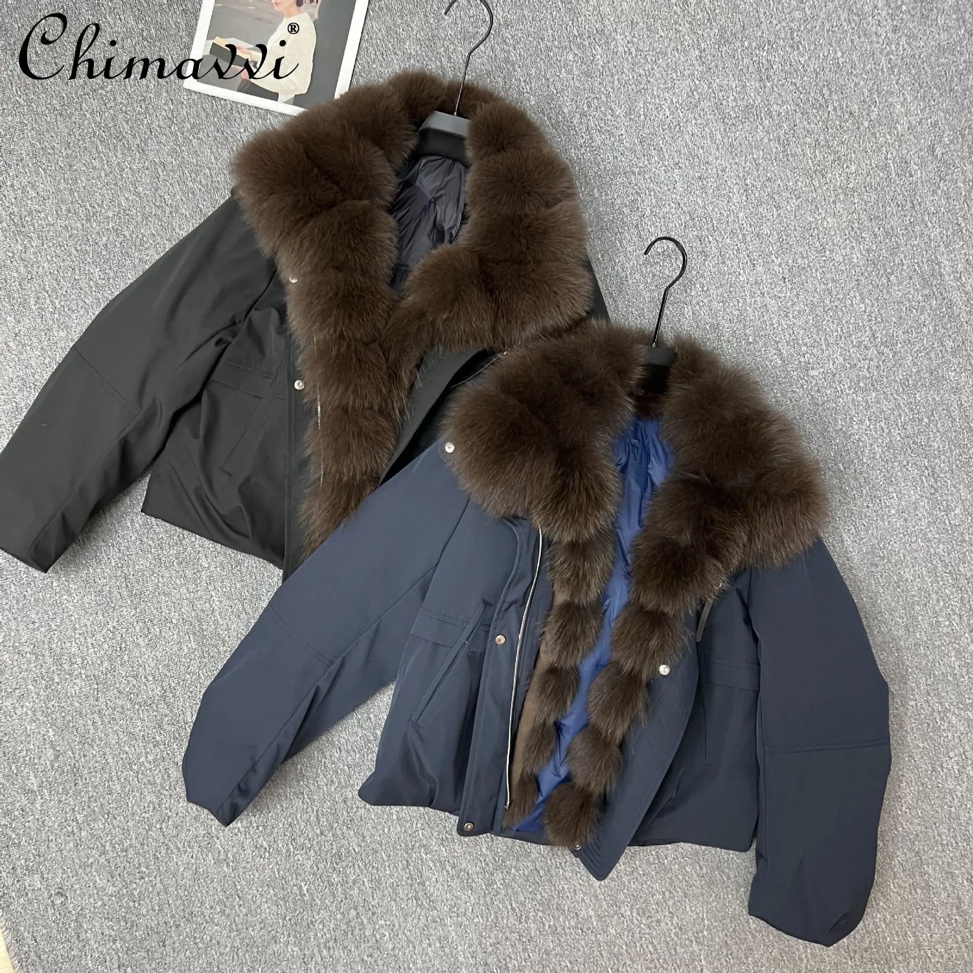 Piumino d'oca pesante Collo in pelliccia di volpe 2025 Inverno Nuova moda Manica lunga Allentato Caldo Elegante Parka da donna Cappotto in pelliccia sintetica