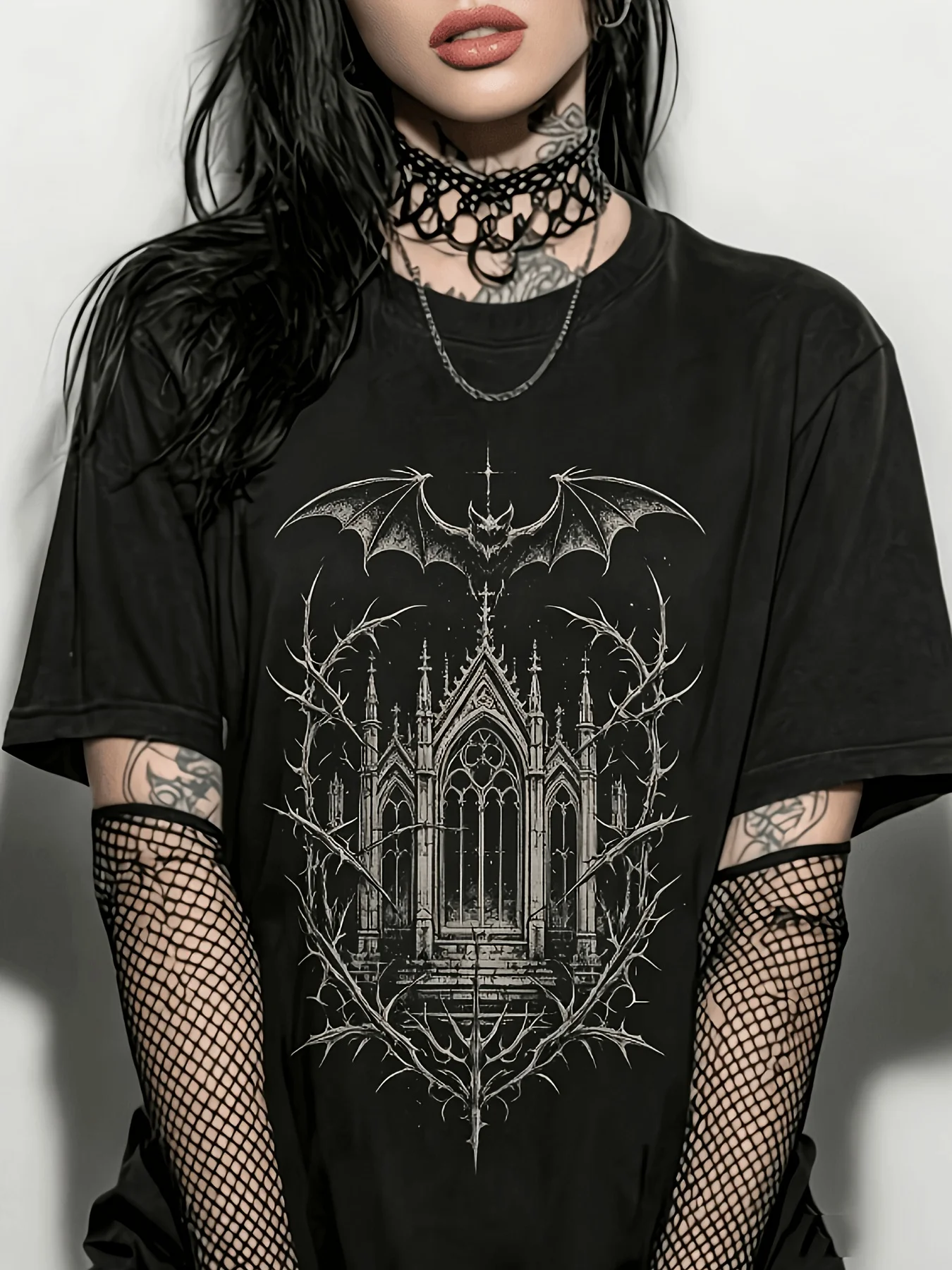 Retro Gothic Thorn Castle Bat Dark Witch Style Women's Black T-shirt Daily Casual Printed T-shirt